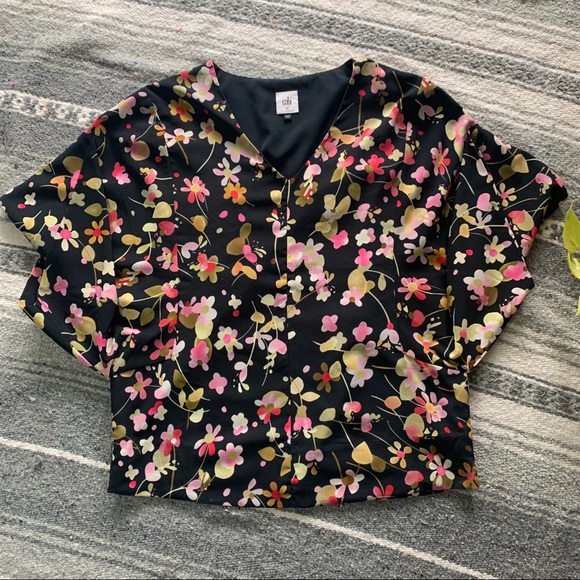 CABI Charm Blouse Floral Limited Edition Flawless - Picture 1 of 4